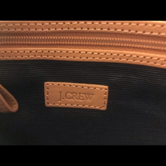 J. Crew small purse with chain strap. Lightweight and perfect for a night out! - Picture 4 of 10